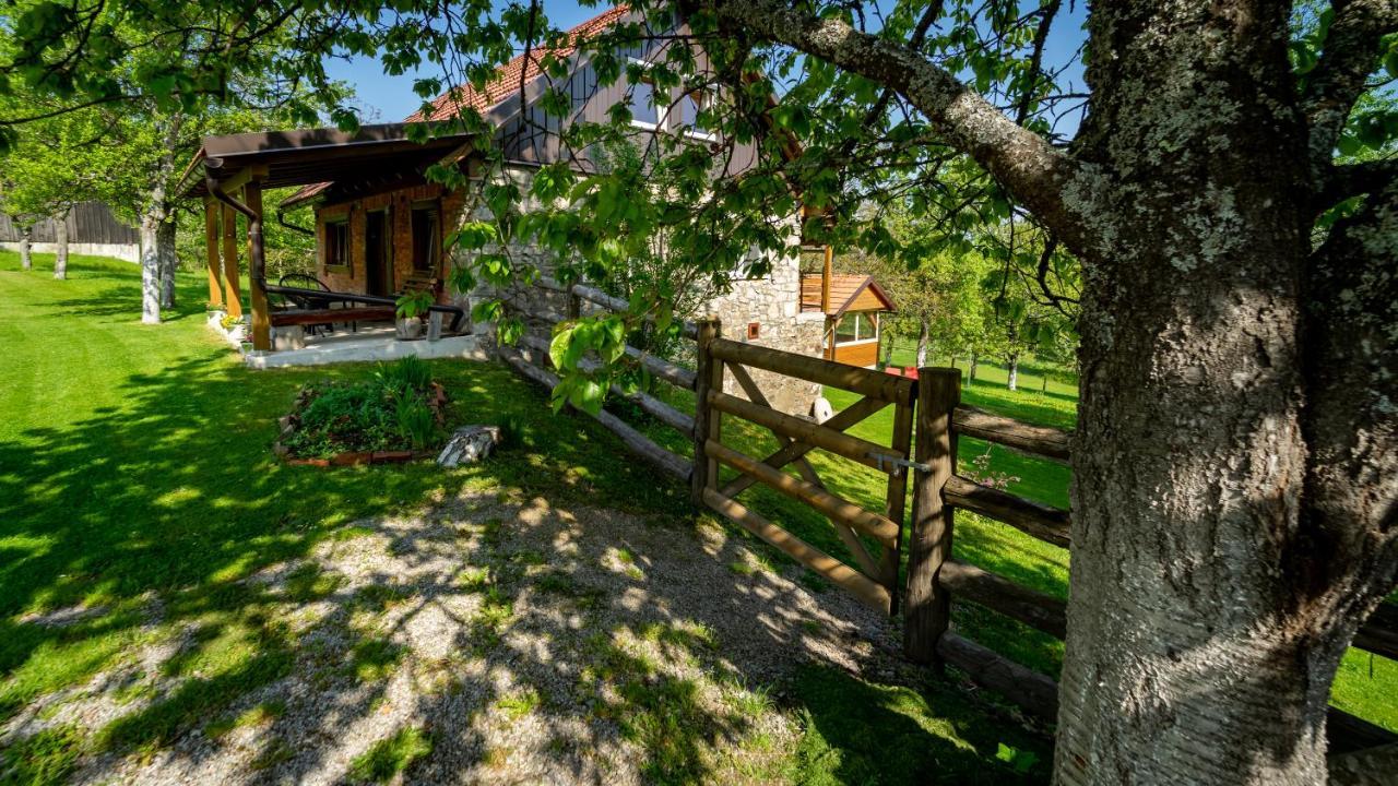 Holiday Home "Sleme" With Jacuzzi, Big Garden And Arbor With Fireplace Skrad Екстер'єр фото