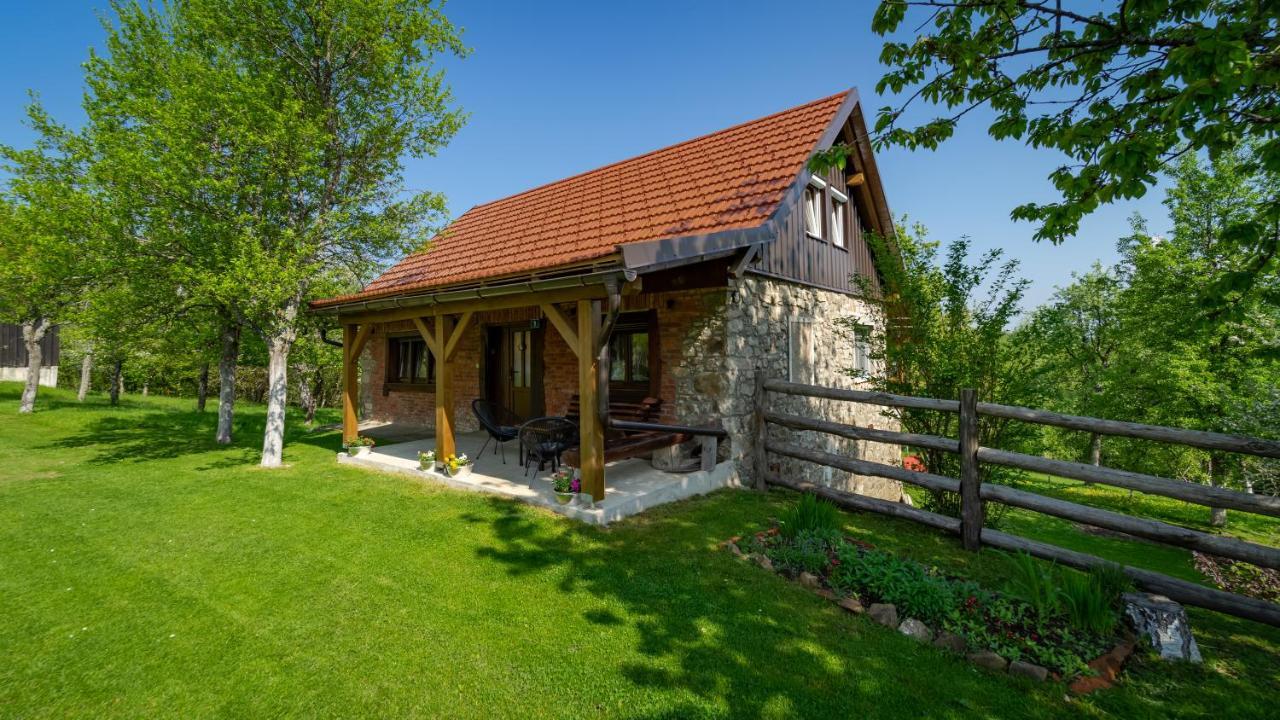 Holiday Home "Sleme" With Jacuzzi, Big Garden And Arbor With Fireplace Skrad Екстер'єр фото