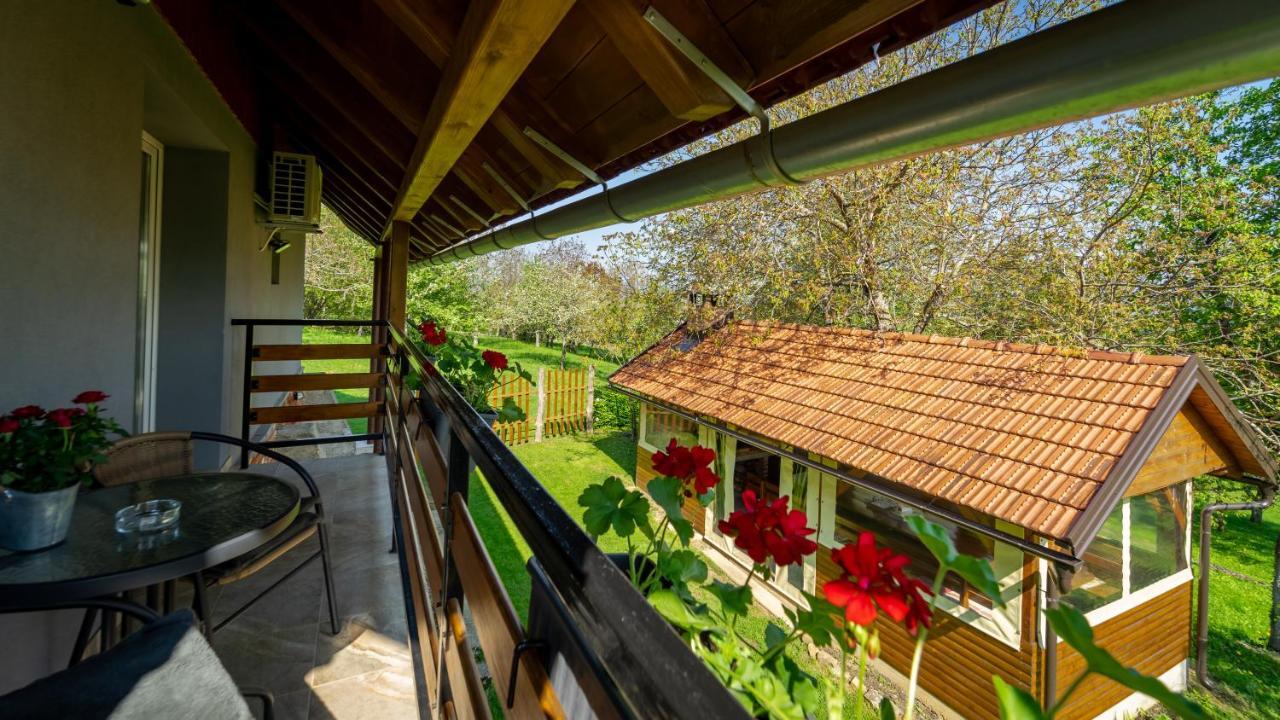 Holiday Home "Sleme" With Jacuzzi, Big Garden And Arbor With Fireplace Skrad Екстер'єр фото